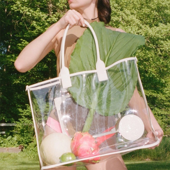 NEW Caraa Pool Convertible Tote to Crossbody in Clear / Ivory - Picture 2 of 8